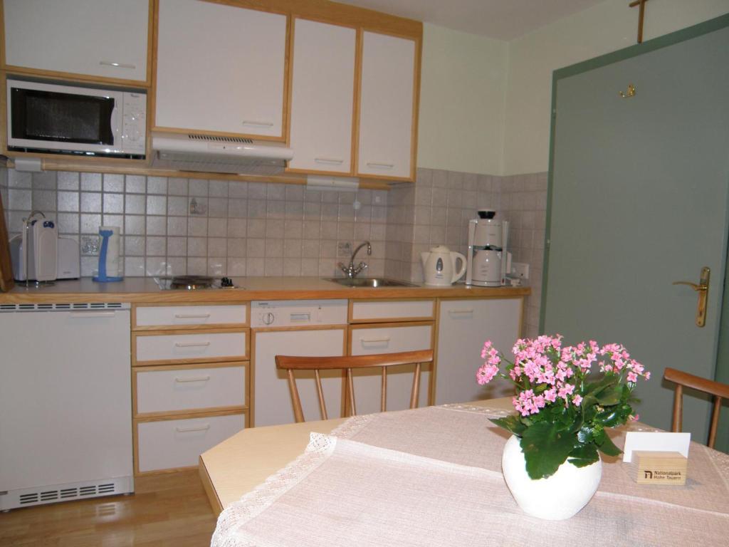 Appartement Sylvester Matrei in Osttirol Pokoj fotografie